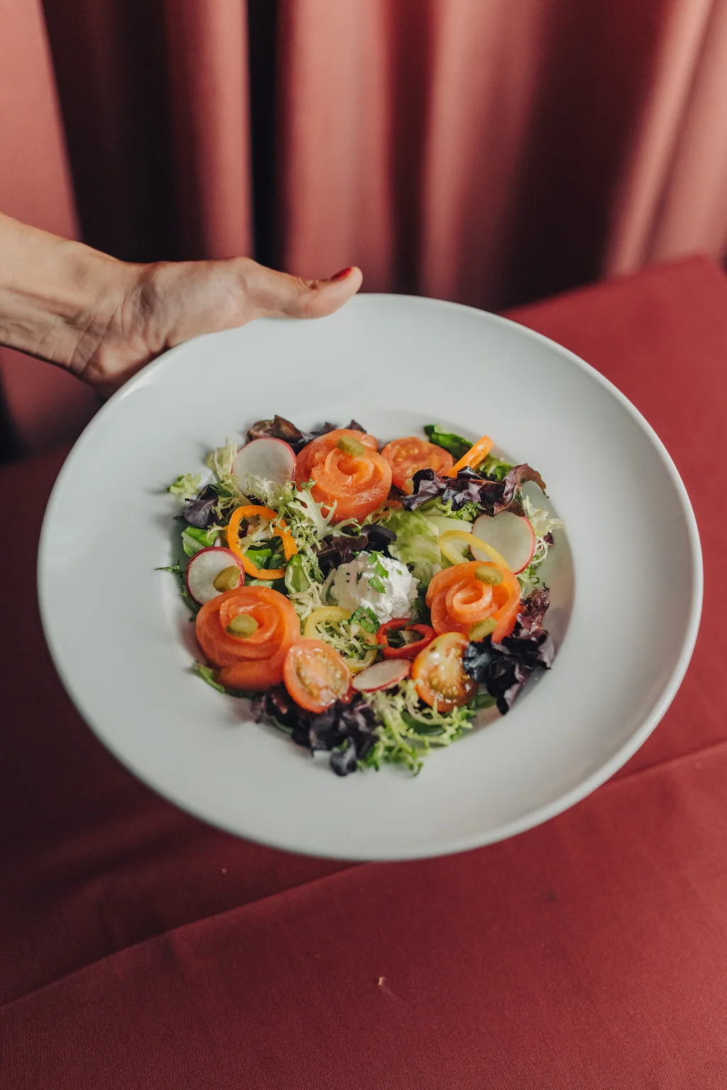 Salada do chef pronta a servir